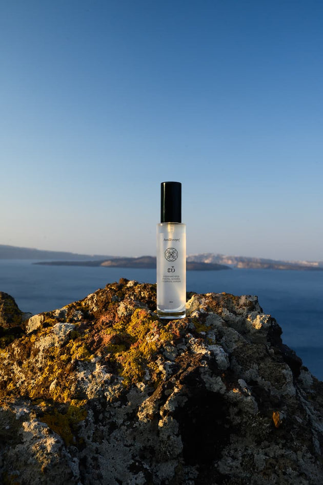 Eu Aura Spray by Anagennisi – natural aura spray with flower essences, essential oils and crystal vibrations for wellbeing, abundance and prosperity (50ml)